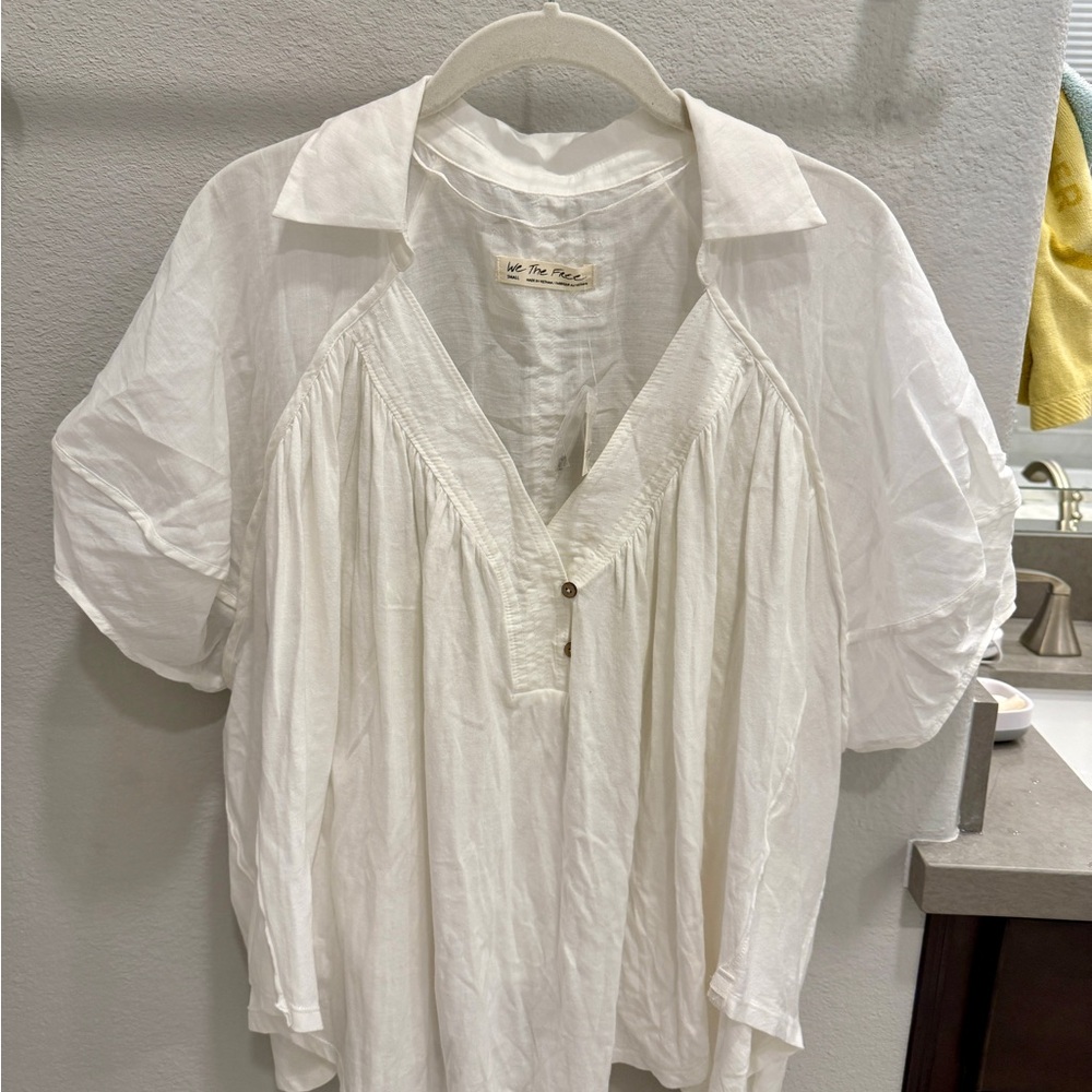 FREE PEOPLE (NWT) Boho oversized white top: SMALL